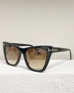 عینک آفتابی زنانه تام فرد مدل TOM FORD POPPY TF846