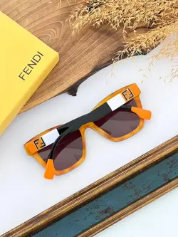 عینک آفتابی زنانه فندی مدل FENDI FF0767