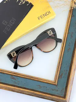 عینک آفتابی زنانه فندی مدل FENDI FF0766