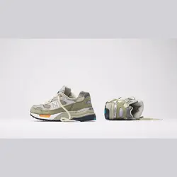 کفش پیاده‌روی و دویدن نیوبالانس مدل New Balance 992 شناسه 115002026