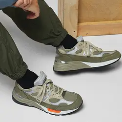 کفش پیاده‌روی و دویدن نیوبالانس مدل New Balance 992 شناسه 115002026