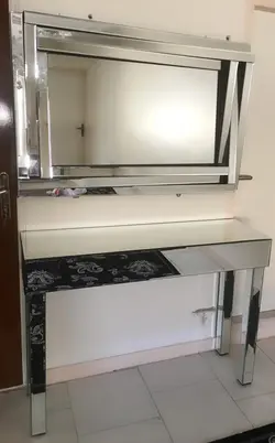 میز کنسول مدل چهارپایه