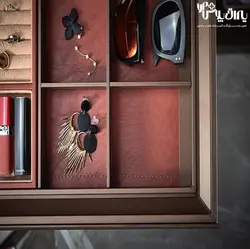 سینی مشبک چرمی ریلی داخل کمد لباس رنگ موکا قرمز فرنچ استایل فانتونی - یراق پلاس | فروشگاه آنلاین