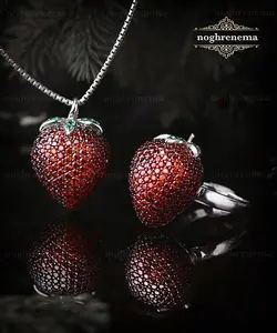 نیم ست نقره توت فرنگی