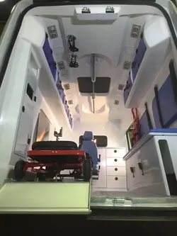 آمبولانس دیزلی جک مدل سان ری - شرکت تعاونی 6599 بهداشتی درمانی حضرت ابوطالب (ع)