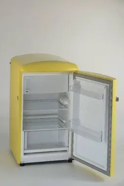 خرید و قیمت یخچال ۷ فوت لایف مدل LI-R ( مشکی-زرد-آبی-قرمز)