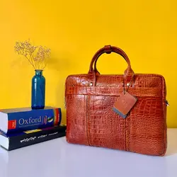 کیف اداری مردانه چرم طبیعی گاوی بیورا مدل eez34