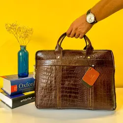 کیف اداری مردانه چرم طبیعی گاوی بیورا مدل eez34