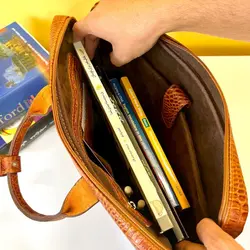 کیف اداری مردانه چرم طبیعی گاوی بیورا مدل eez34