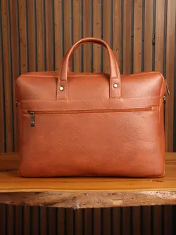 کیف اداری مردانه چرم صنعتی بیورا مدل eez50