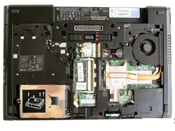 hp 8560p elitebook core i5 / ram 8gb /hdd 750 /vga 1gb upto 4gb