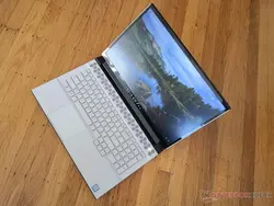 DELL ALIENWARE M17 R2