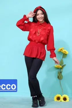 شومیز حریر توردار قلبی - عمده فروشی لباس بچه‌گانه اکوبازار