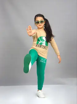 خرید عمده دورس لاکرا و شلوار طرح اسنوپی بچه گانه