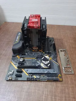 باندل گیمینگ Z370+i7 8700K استوک به همراه کولر سی پی یو