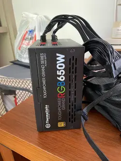 پاور 650 وات THERMALTAKE SMART PRO RGB (نیازمند تعمیر) - شهرکامپیوتر
