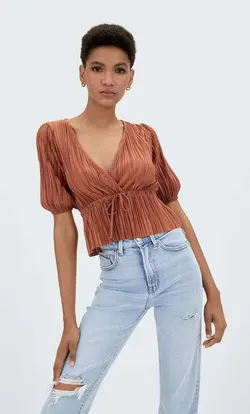 خرید بلوز پلیسه زنانه استرادیواریوس کد 231656 | بانی استایل