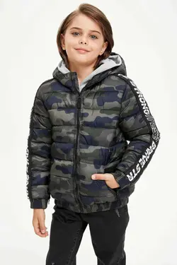 خرید کاپشن طرح دار پسرانه دفکتو کد 153721 | بانی استایل