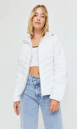 خرید کاپشن پفی زنانه استرادیواریوس کد 127621 | بانی استایل