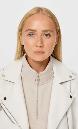 خرید کاپشن زنانه استرادیواریوس کد 127662 | بانی استایل