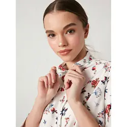 قیمت و خرید شومیز گلدار زنانه ال سی وایکیکی کد 82915 | بانی استایل