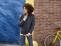 خرید کاپشن کوتاه زنانه اسمارا سرمه ای | فروشگاه اینترنتی بانی استایل