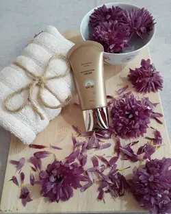 کرم ضد آفتاب رنگی و بدون چربی SPF50 لدورا 50 میل