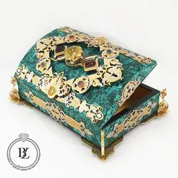 صندوقچه مالاکیت با سنگهای قیمتی