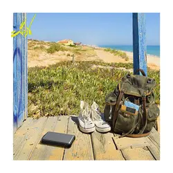 پاوربانک خورشیدی آکی Aukey PB-P17 | فروشگاه آنلاین کافه گجت