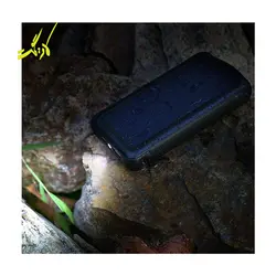 پاوربانک خورشیدی آکی Aukey PB-P17 | فروشگاه آنلاین کافه گجت