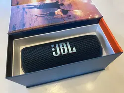 قیمت، خرید و مشخصات اسپیکر بلوتوثی قابل حمل jbl مدل Flip 6