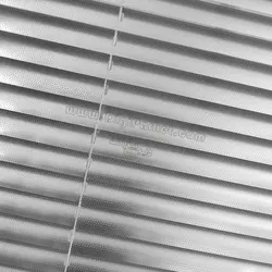 پرده کرکره فلزی پرفراژ نقره ای ۲۵ میلیمتری p158