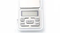 ترازو دیجیتال ام اچ 200 گرمی مدل MH-200