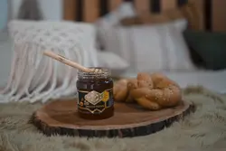 عسل گشنیز ۵۰۰گرم گل نیک- کارتن ۱۲ عددی