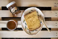 عسل گون ۴۰۰ گرم گل نیک- کارتن ۱۲ عددی