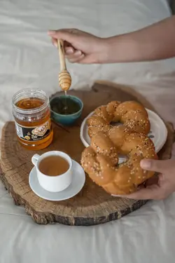 عسل گون ۴۰۰ گرم گل نیک- کارتن ۱۲ عددی