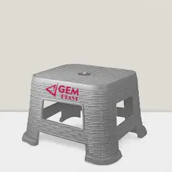 چهارپایه کوتاه حصیری