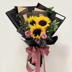 دسته گل آفتابگردان N Lisianthus با بسته بندی زیبا (امارات)