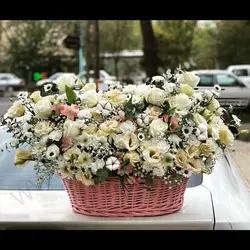 سبد گل آراد