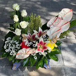 سبد گل آیشید