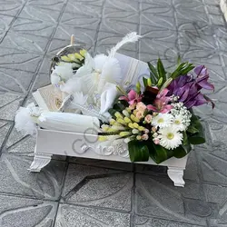 سبد گل آیاتای