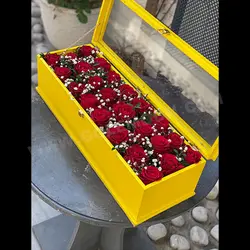 باکس گل رز لاکچری 24 شاخه