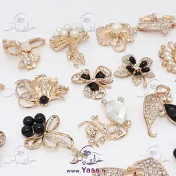 خرید مارک فلزی آویز دار پر نگین تک گل - خرازی یاس