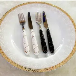 کارد و چنگال طرح سنگی