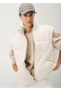 جلیقه زیپ دار لحافی زنانه سفید مانگو MANGO (ساخت اسپانیا)