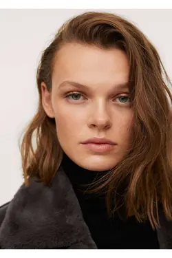 کاپشن به سبک دوچرخه سواری با اندود خز مصنوعی مشکی مانگو MANGO (ساخت اسپانیا)