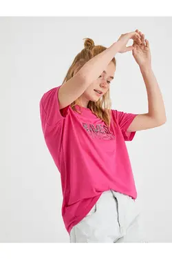 تیشرت یقه خدمه رنگ صورتی زنانه دارای طرح نوشته پولک دوزی کوتون Koton (ساخت ترکیه)