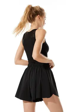 شلوارک ورزشی مشکی زنانه از برند استرادیواریوس Stradivarius (ساخت اسپانیا)