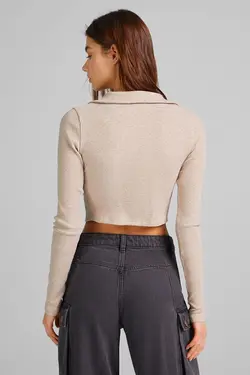 نیم تنه یقه پولو آستین بلند جلو گره دار زنانه رنگ شنی ماسه ای برشکا Bershka (ساخت اسپانیا)