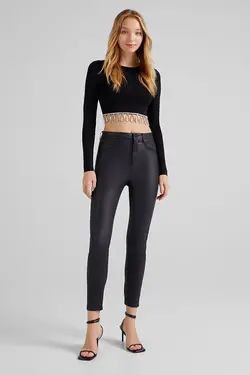 شلوار چرم مصنوعی جذب 5 جیبی زنانه رنگ مشکی برشکا Bershka (ساخت اسپانیا)